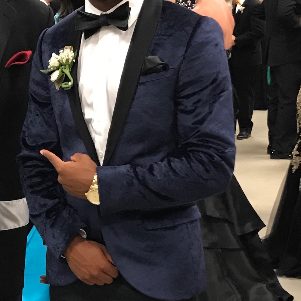 Navy blue crushed velvet blazer